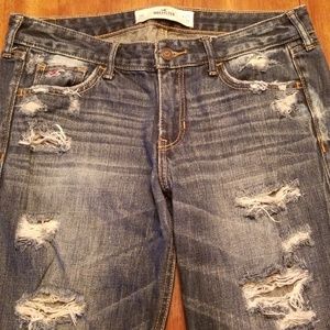 Hollister distressed/ripped skinny jeans